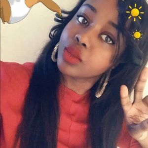 Meet your Posher, Breanna